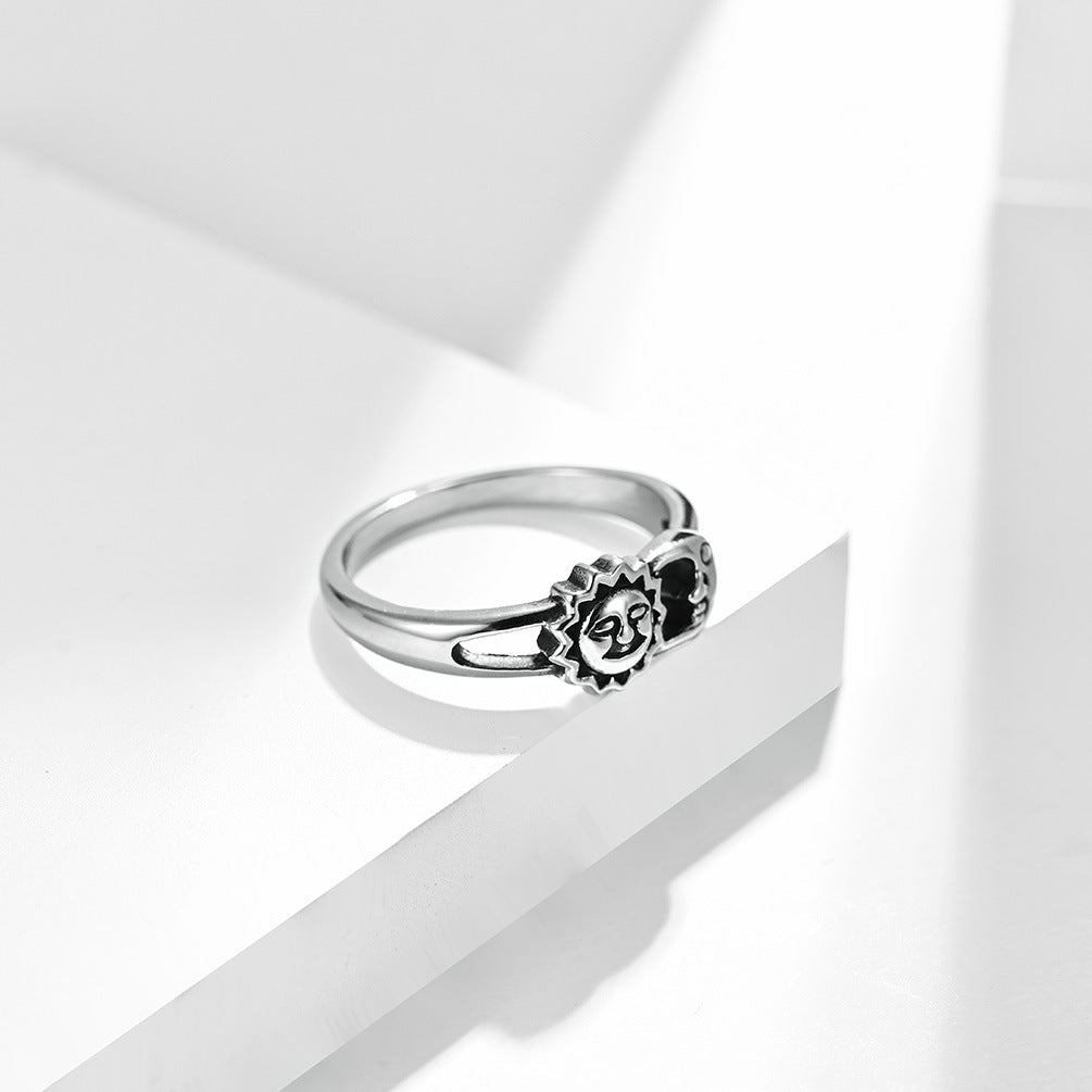 Unisex Men Women Rings Moon Sun Design