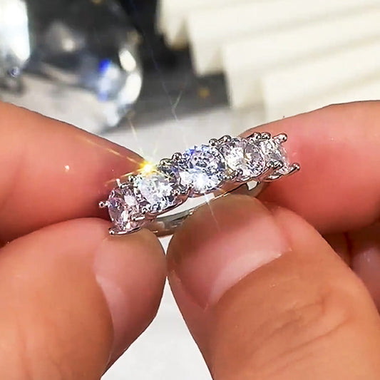 Round Diamond Zircon Ring
