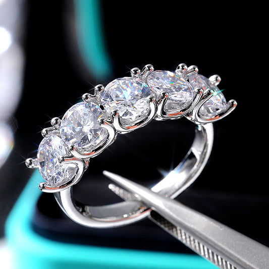Round Diamond Zircon Ring
