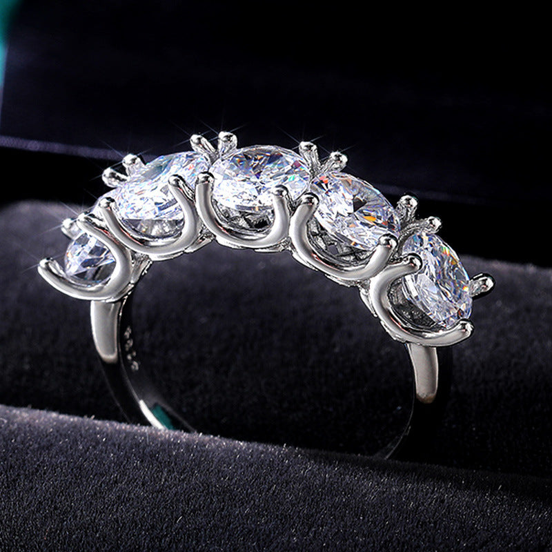 Round Diamond Zircon Ring